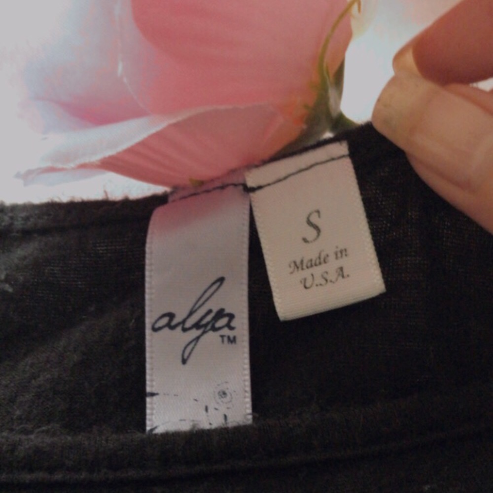 T-shirt - Picture 3 of 4
